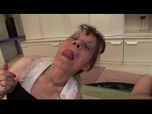 ❤️ Dve babičky a jeden dedko majú trojku Šukanie video na porno sk.sex-porntube.ru
