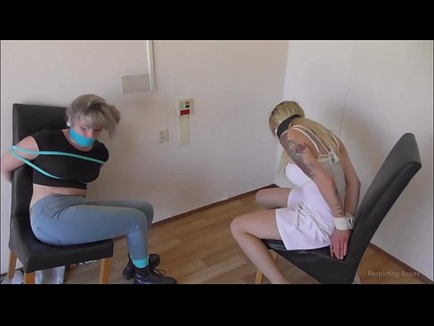 ❤️ Závislá / zviazaná a s roubíkom / dievča v núdzi Šukanie video na porno sk.sex-porntube.ru