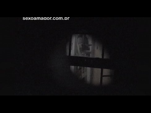 ❤️ Blondínka sa nechá tajne natáčať voyerom zo susedstva ukrytým za dutými tehlami Šukanie video na porno sk.sex-porntube.ru
