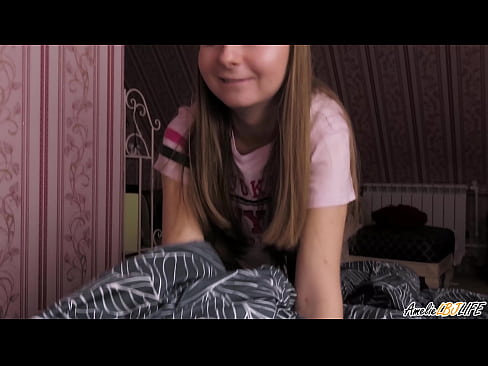 ❤️ Blondínka hlboko vysaje svoju BFF a dostane semeno do úst Šukanie video na porno sk.sex-porntube.ru